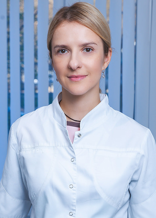 Врач – стоматолог-терапевт Сеничкина Наталья Ивановна